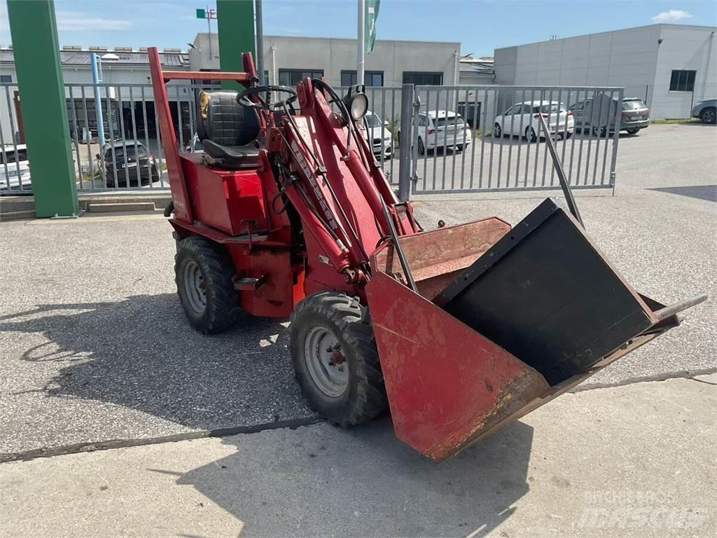 Weidemann 911D/R Homlokrakodók és kotrók