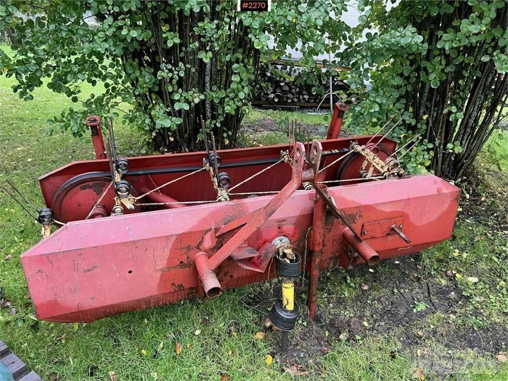Akron Kombi 10 Egyéb szálastakarmányozási gépek