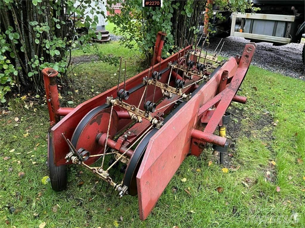 Akron Kombi 10 Egyéb szálastakarmányozási gépek