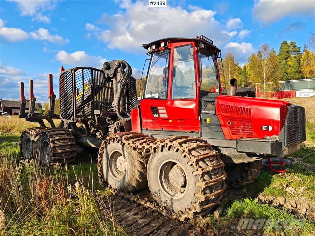 Komatsu 895 Kihordók