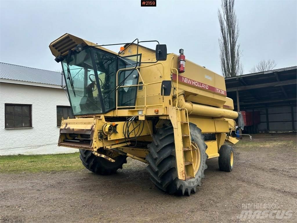 New Holland TX36 Kombájnok