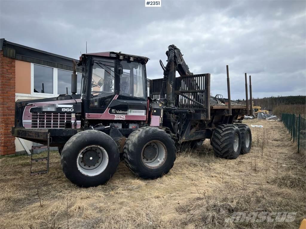 Valmet 860 Kihordók
