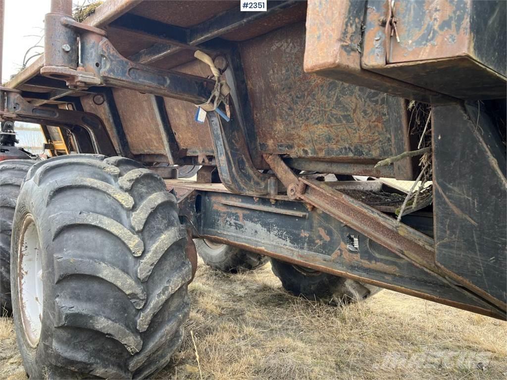 Valmet 860 Kihordók