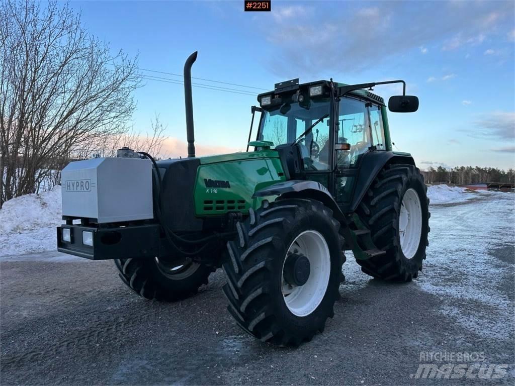 Valtra X110 Traktorok