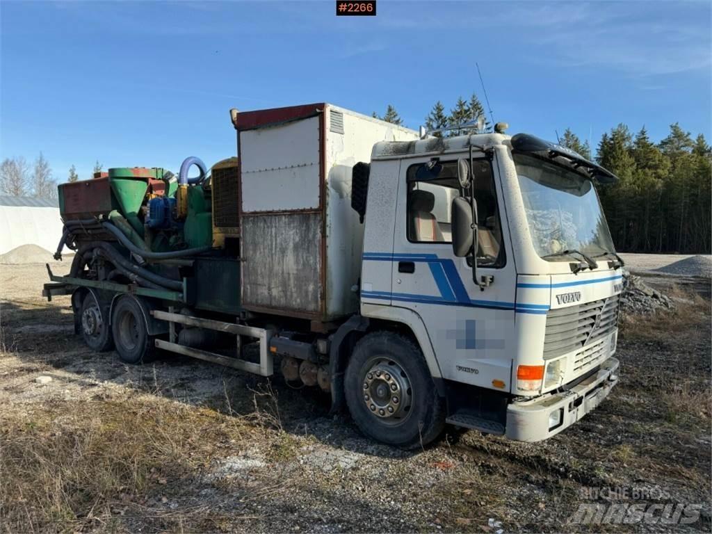 Volvo FL10 Platós / Ponyvás teherautók