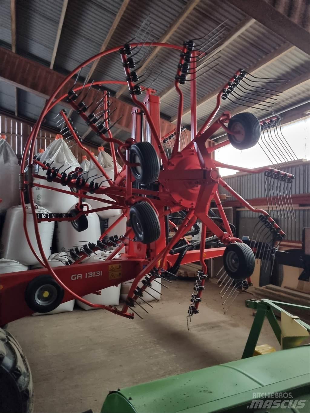 Kuhn GA 13131 Egyéb szálastakarmányozási gépek