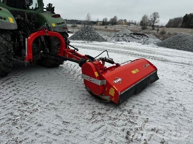 Kuhn TBE242 Kaszák