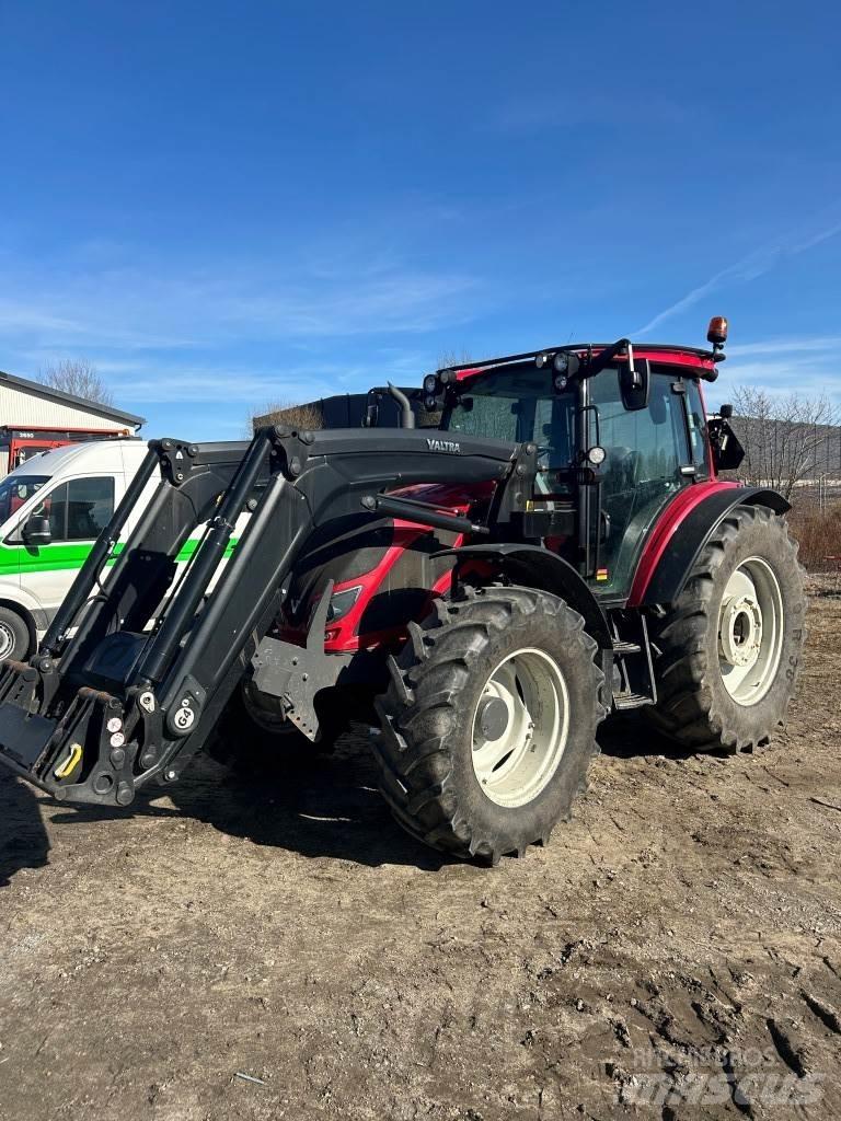 Valtra 134LH Traktorok