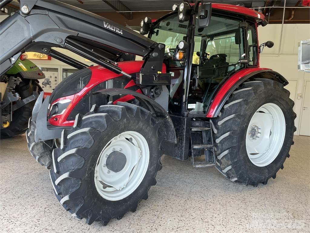 Valtra 135LH Traktorok