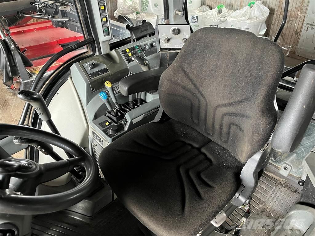 Valtra 170CH Traktorok
