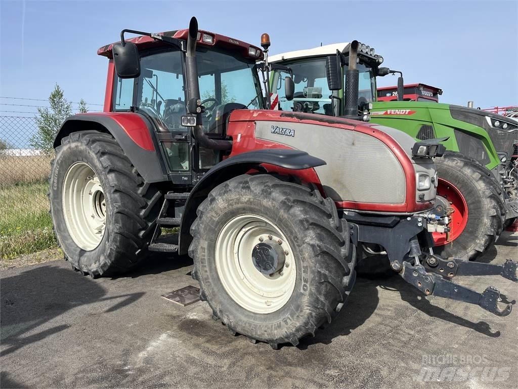 Valtra 190 Traktorok