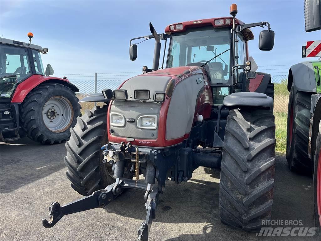 Valtra 190 Traktorok