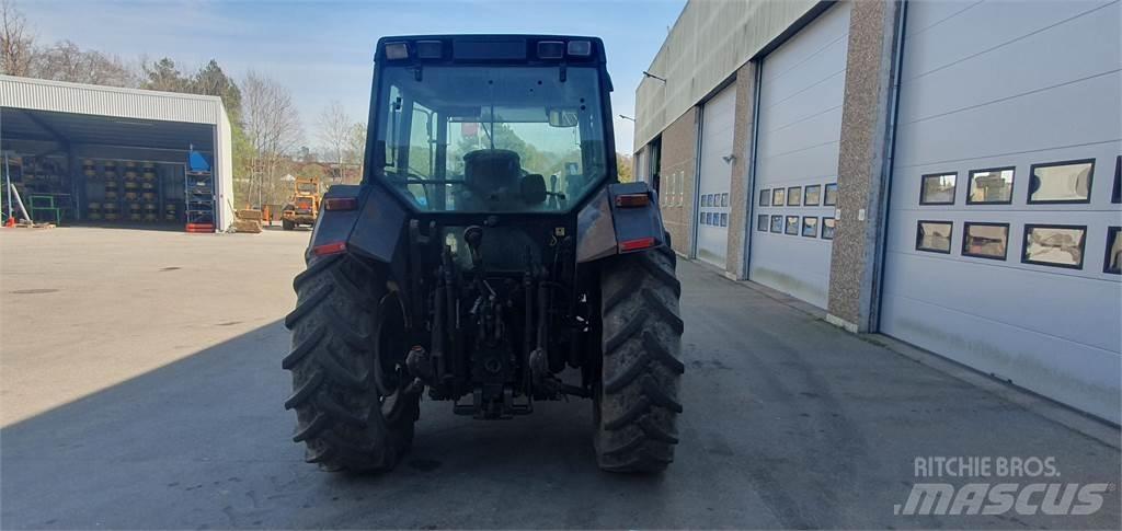 Valtra 6200 Traktorok