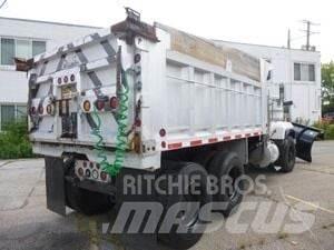 Mack RD688S Hóeltakarítók