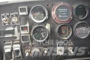 Mack RD688S Hóeltakarítók