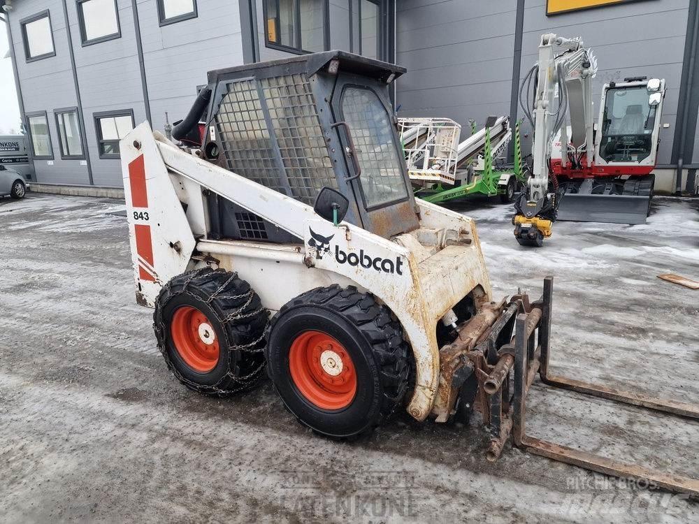 Bobcat 843 Kompaktrakodók