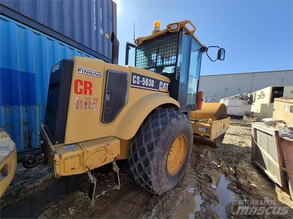 CAT CS-563D Egydobos hengerek