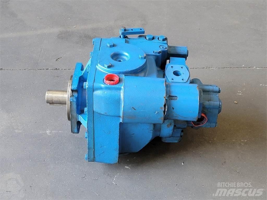 Eaton 5421-020 Vízpumpák