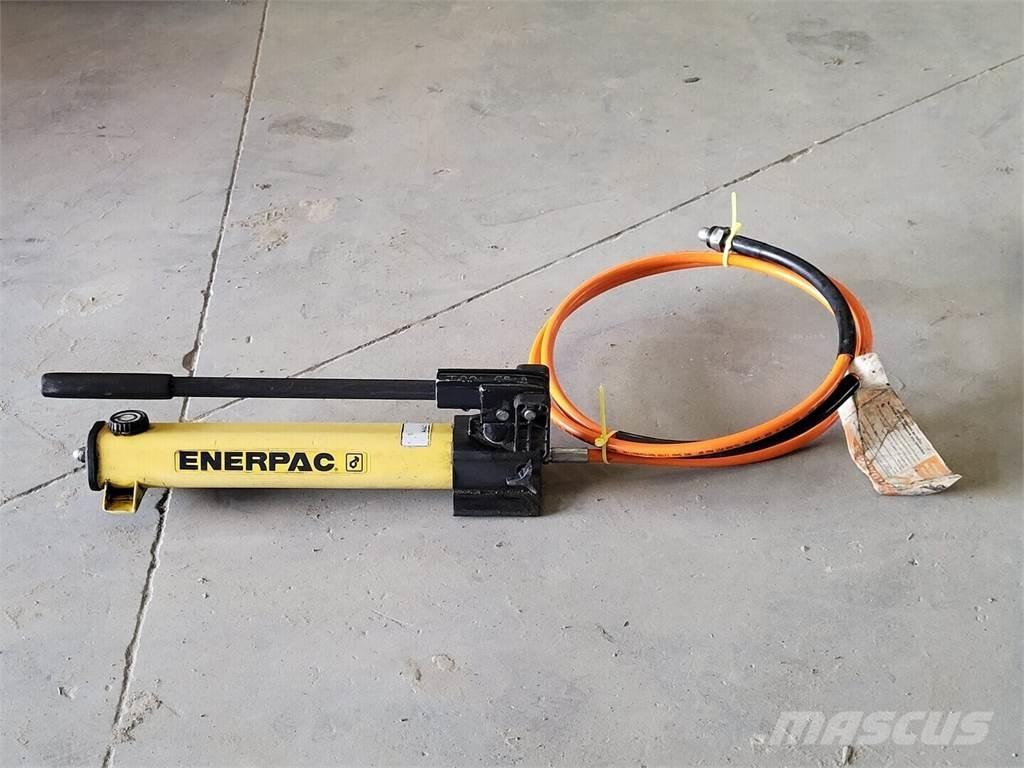  ENERPAC Vízpumpák