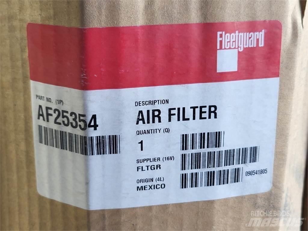 Fleetguard AF25354 Építőipar - Egyebek
