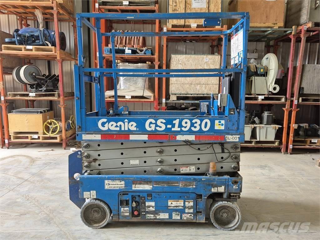 Genie GS-1930 Ollós emelők