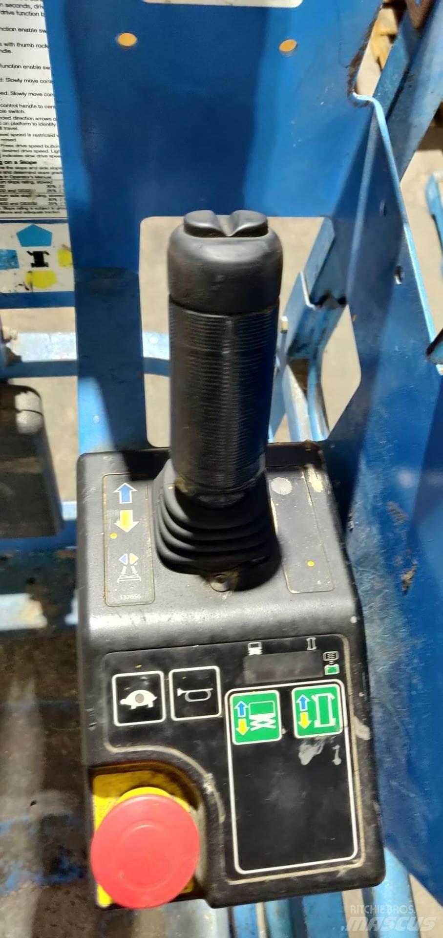 Genie GS-2632 Ollós emelők