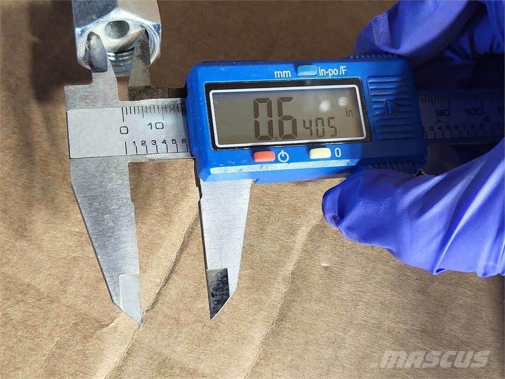 Goodyear 100R2AT/2SN Egyéb alkatrészek