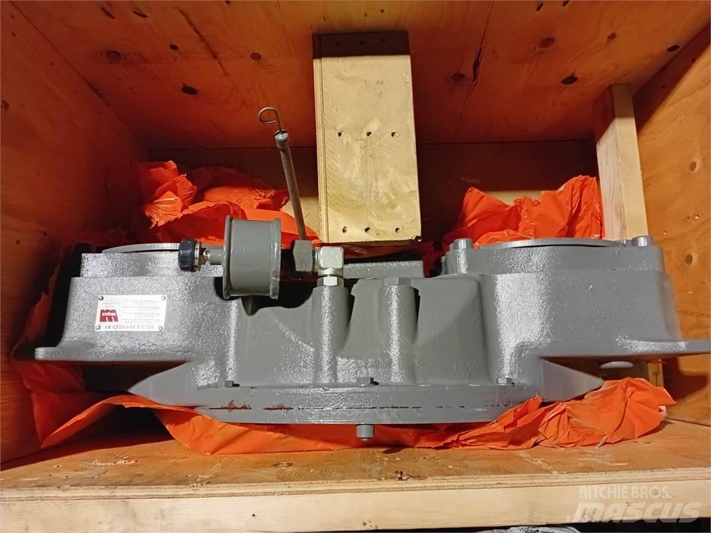 Hitachi 9276421 Vízpumpák