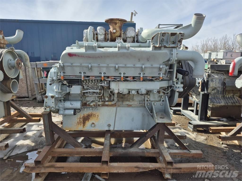 Hitachi S12A2-Y1TAA1 Motorok