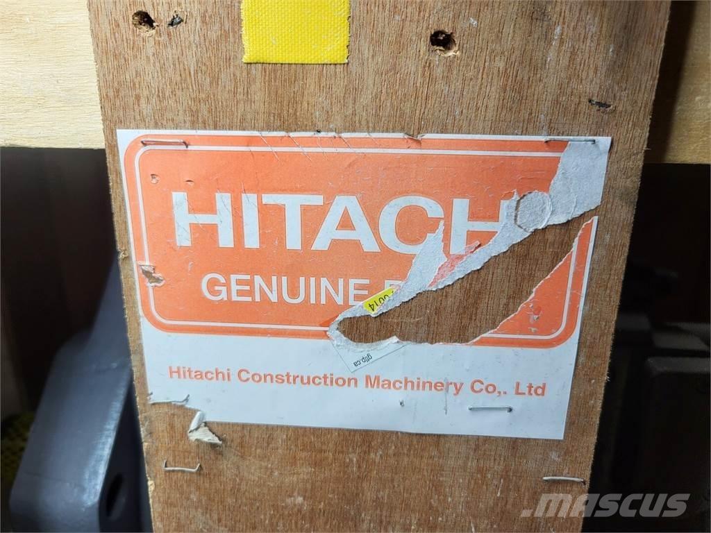 Hitachi YA00053205 Vízpumpák