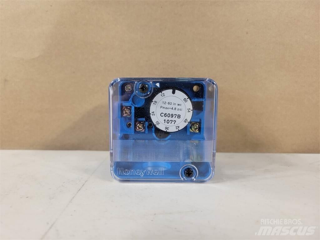  HONEYWELL 6097B Építőipar - Egyebek