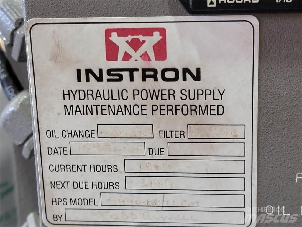  INSTRON A440 83C Vízpumpák