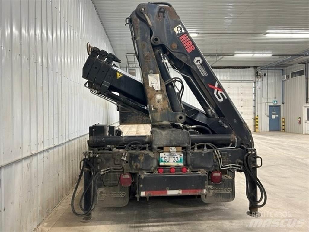 International 4900 Haszongépek