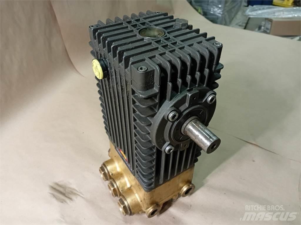  INTERPUMP W3521 Vízpumpák