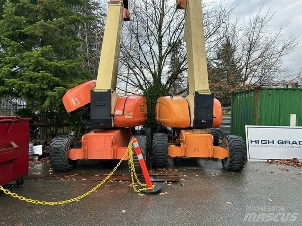 JLG 800AJ Karos emelők