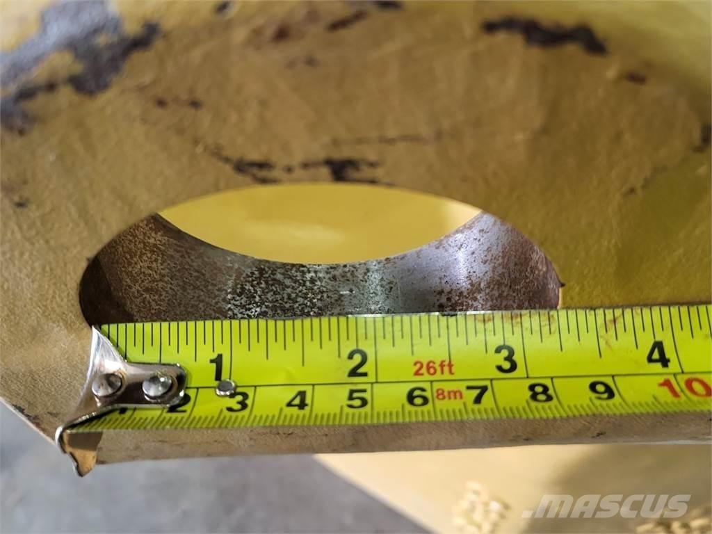 Komatsu 58E-00-02440 Csuklósdömperek
