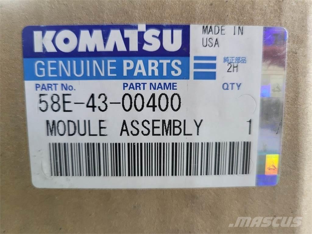 Komatsu 58E-43-00400 Csuklósdömperek