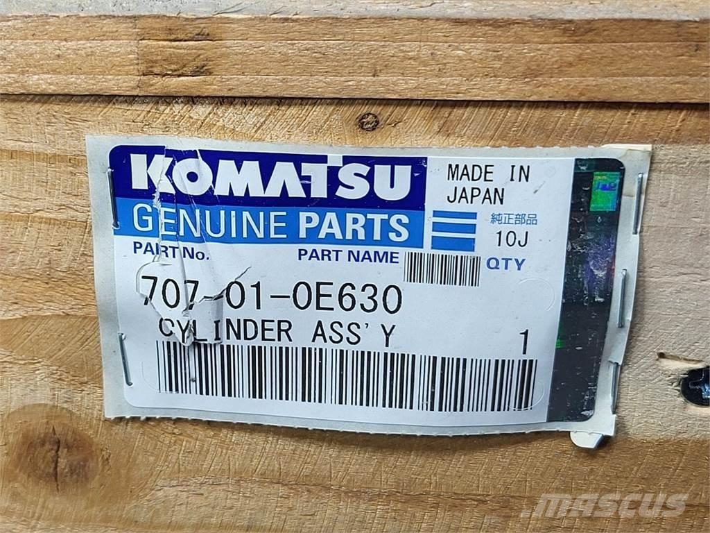 Komatsu 707-01-0E630 Haszonjárművek - Egyéb