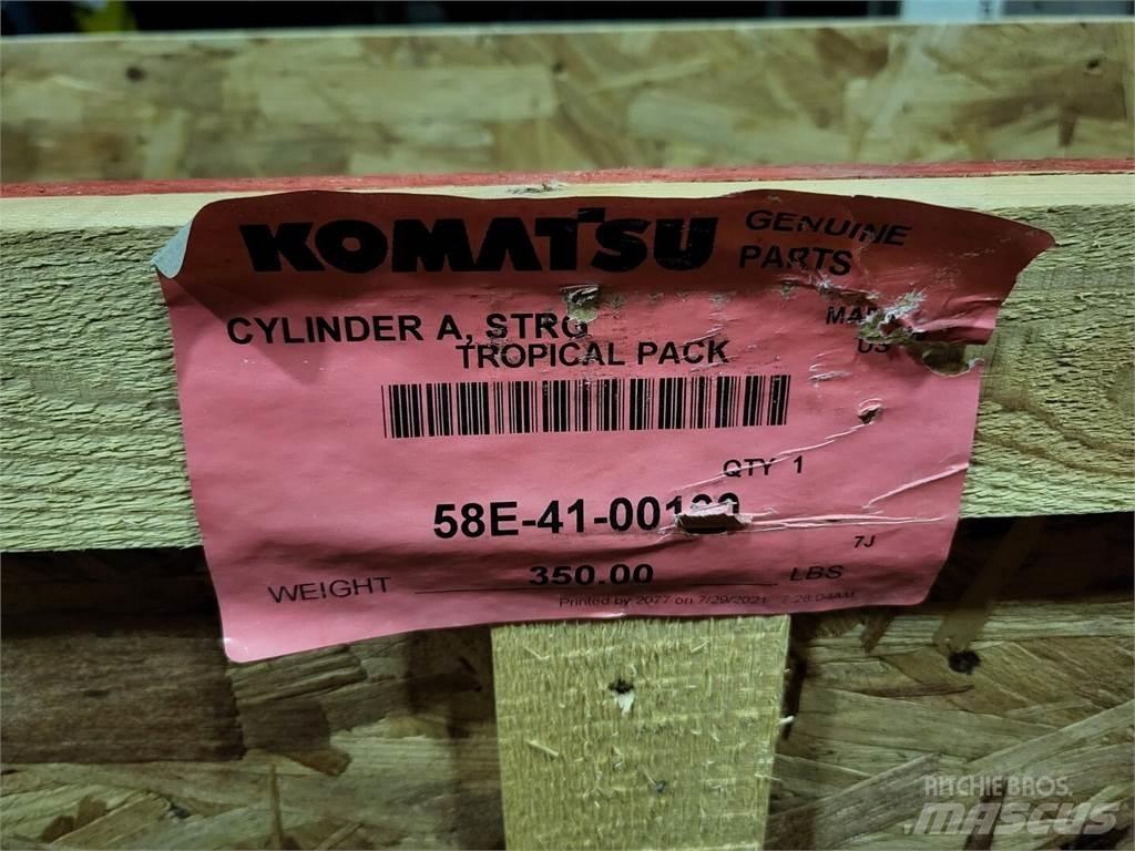 Komatsu EL7952 Csuklósdömperek