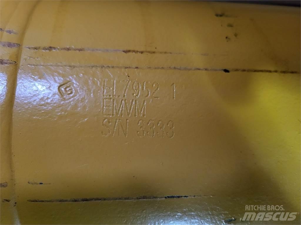 Komatsu EL7952 Csuklósdömperek
