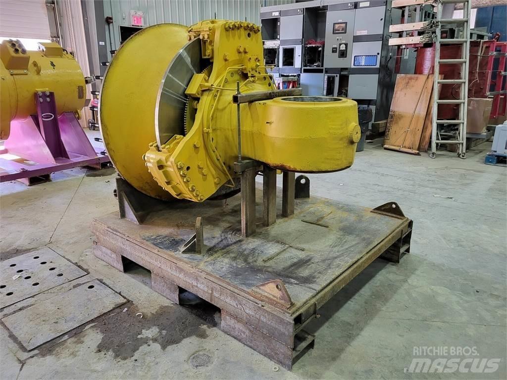Komatsu RTEM3840SERV Csuklósdömperek