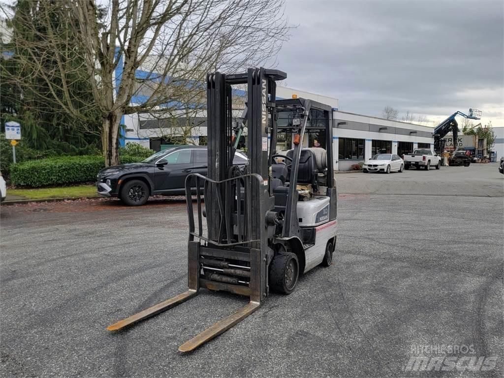 Nissan MCPL01A15LV Építőipar - Egyebek
