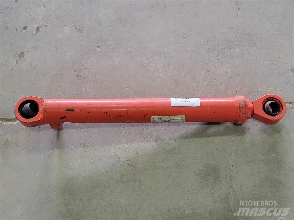 Sandvik 32189668 Haszonjárművek - Egyéb
