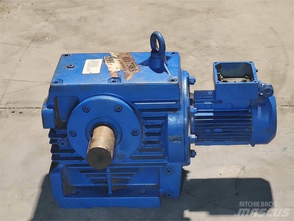  SEW-EURODRIVE S82A Építőipar - Egyebek