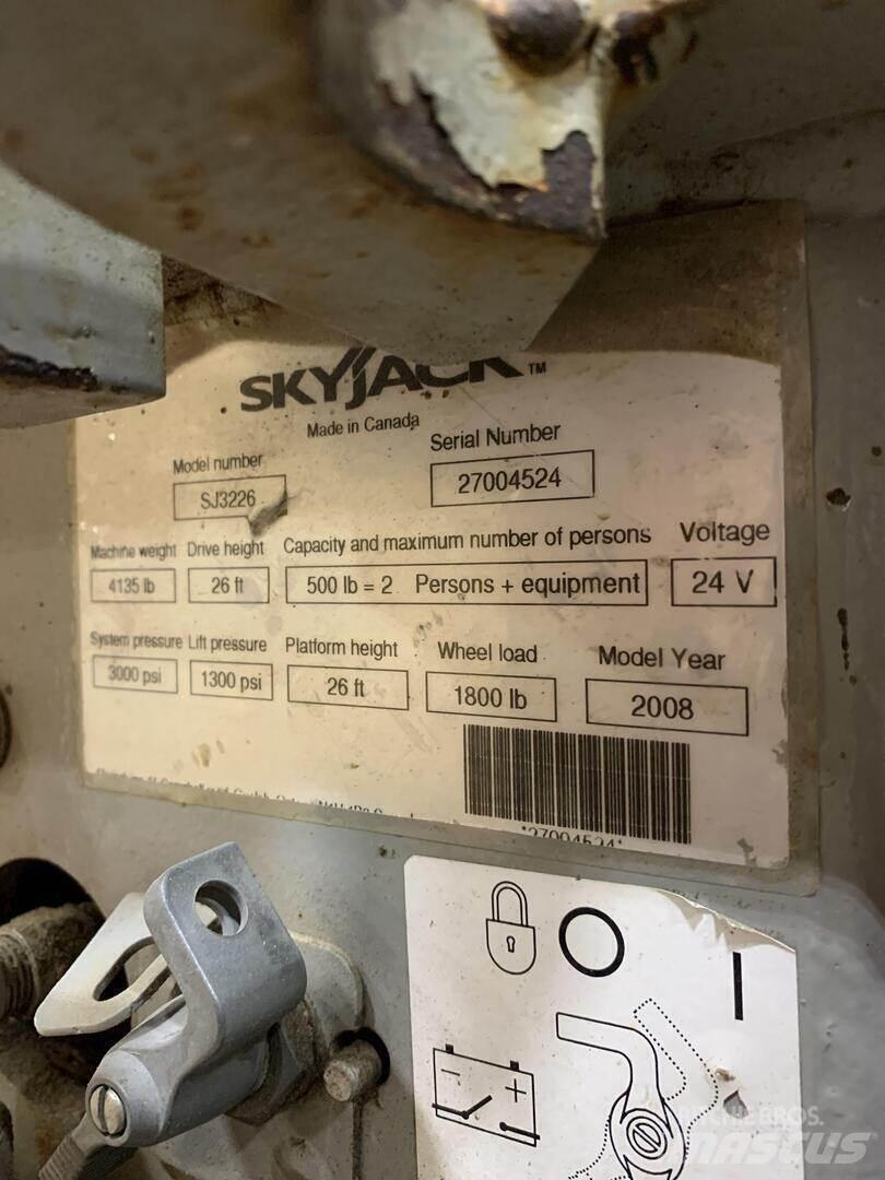 SkyJack SJIII 3226 Ollós emelők
