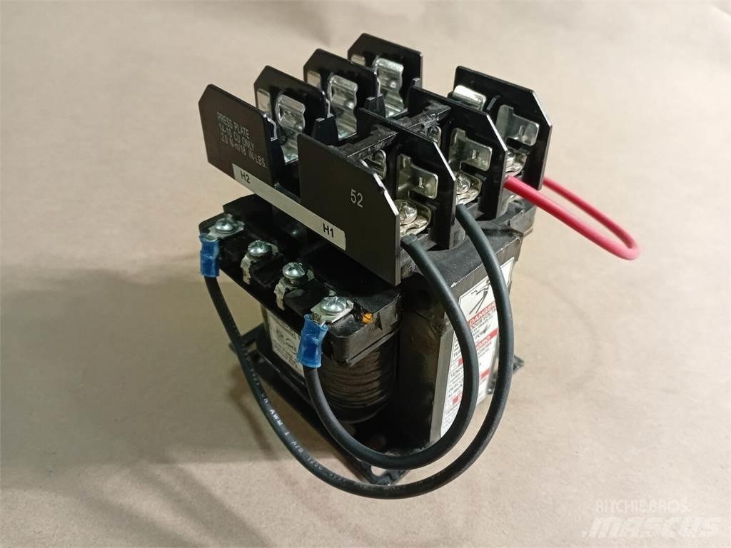  SQUARE D 9070TF100D37 Építőipar - Egyebek