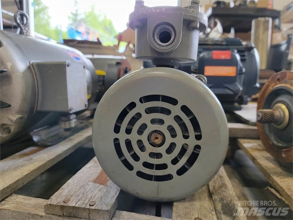  ULINE FAA73113 Ipari motorok
