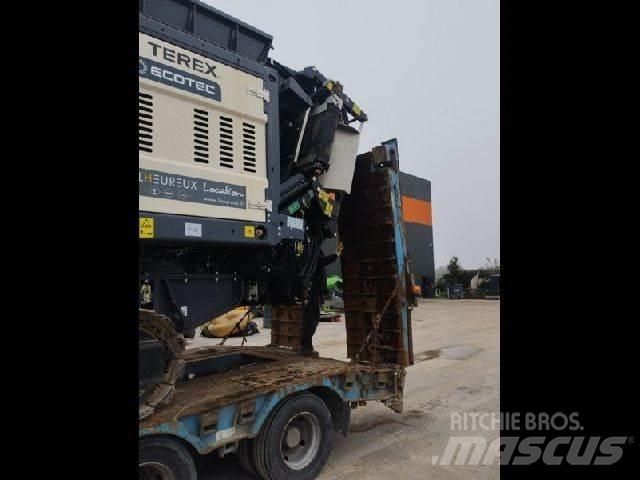 Terex TSS390T Törőgépek