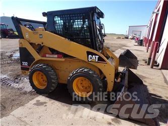 CAT 232 Kompaktrakodók