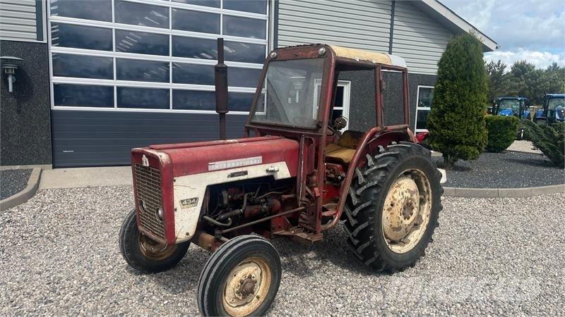 IH 434 Traktorok